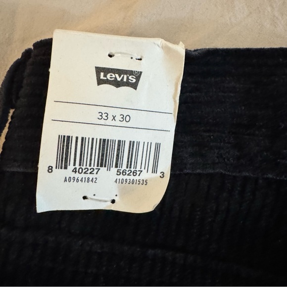 NEW NWT Levi's Women's Low Pro Corduroy Mid Rise Straight Leg Jeans 33x30 Black - Picture 5 of 7